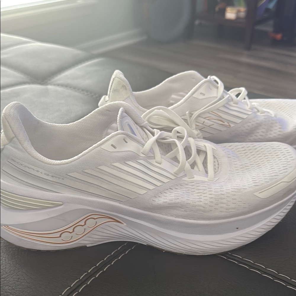 Saucony White Athletic Shoes with Breathable Mesh